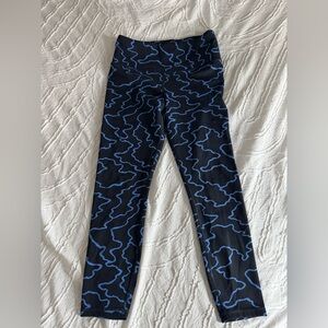 Athleta Elation Train Textured Tights 7/8 Length Black and Blue Sz Small